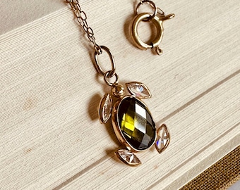 Vintage Solid 9ct Yellow Gold Turtle Pendant Necklace | 375 Gold  | Fine Animal Jewelry