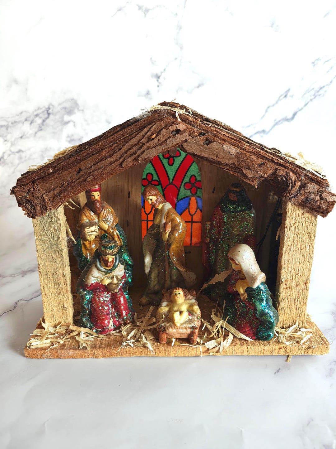 Vintage Wooden Nativity Scene With Hand-painted Figures | Lighted ...