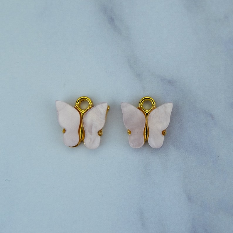 2 Pearl Light Pink Butterfly Pewter Pendants Polished Gold-Plated AG0120
