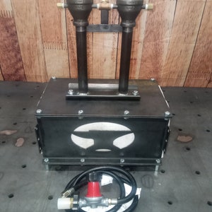 Diamondback Ironworks Series 1 Two Burner Gas Forge Blacksmith Knifemaking Propane