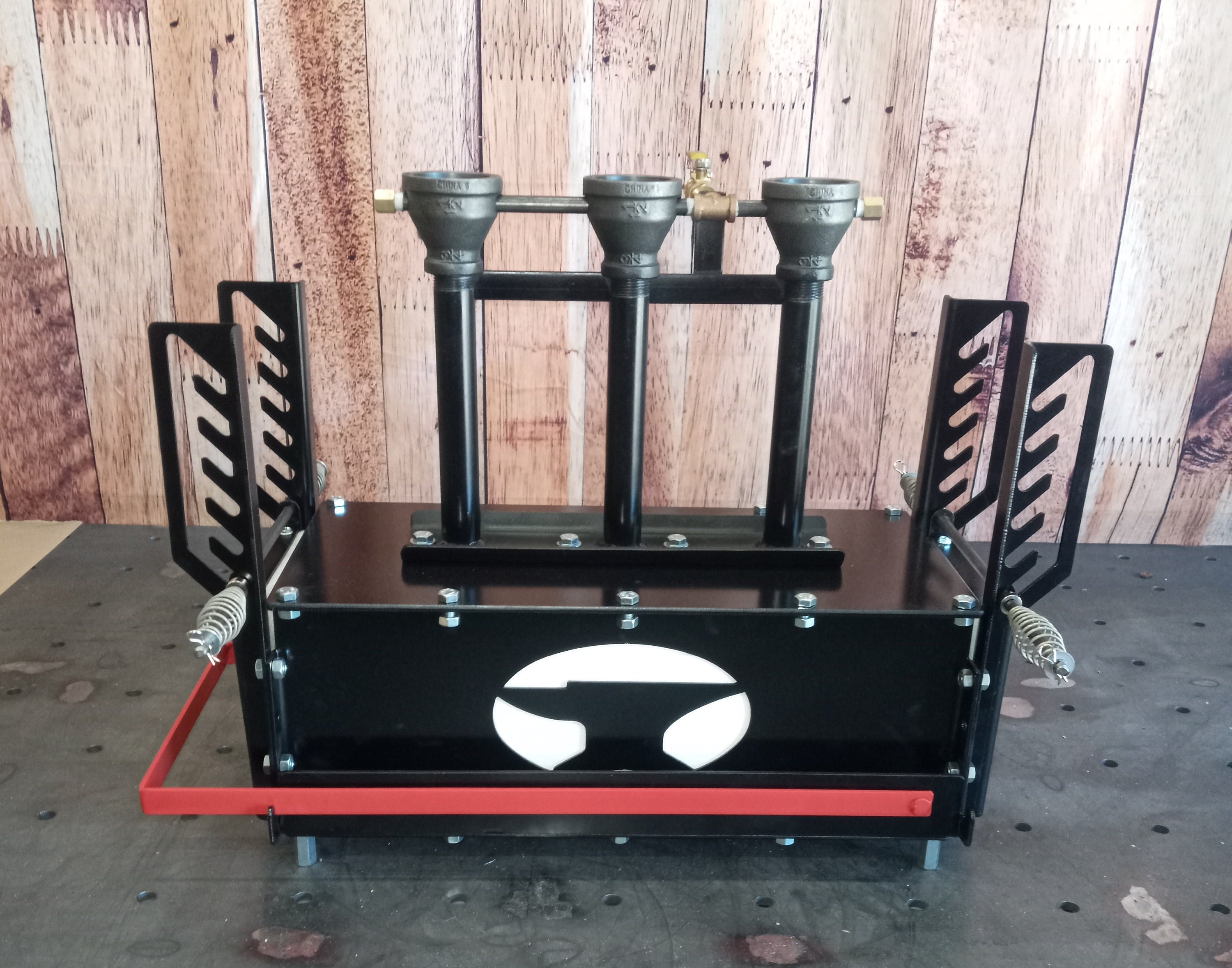 Series 2 Diamondback Ironworks Three Burner Gas Forge Blacksmith Knifemaking Propane Made in USA