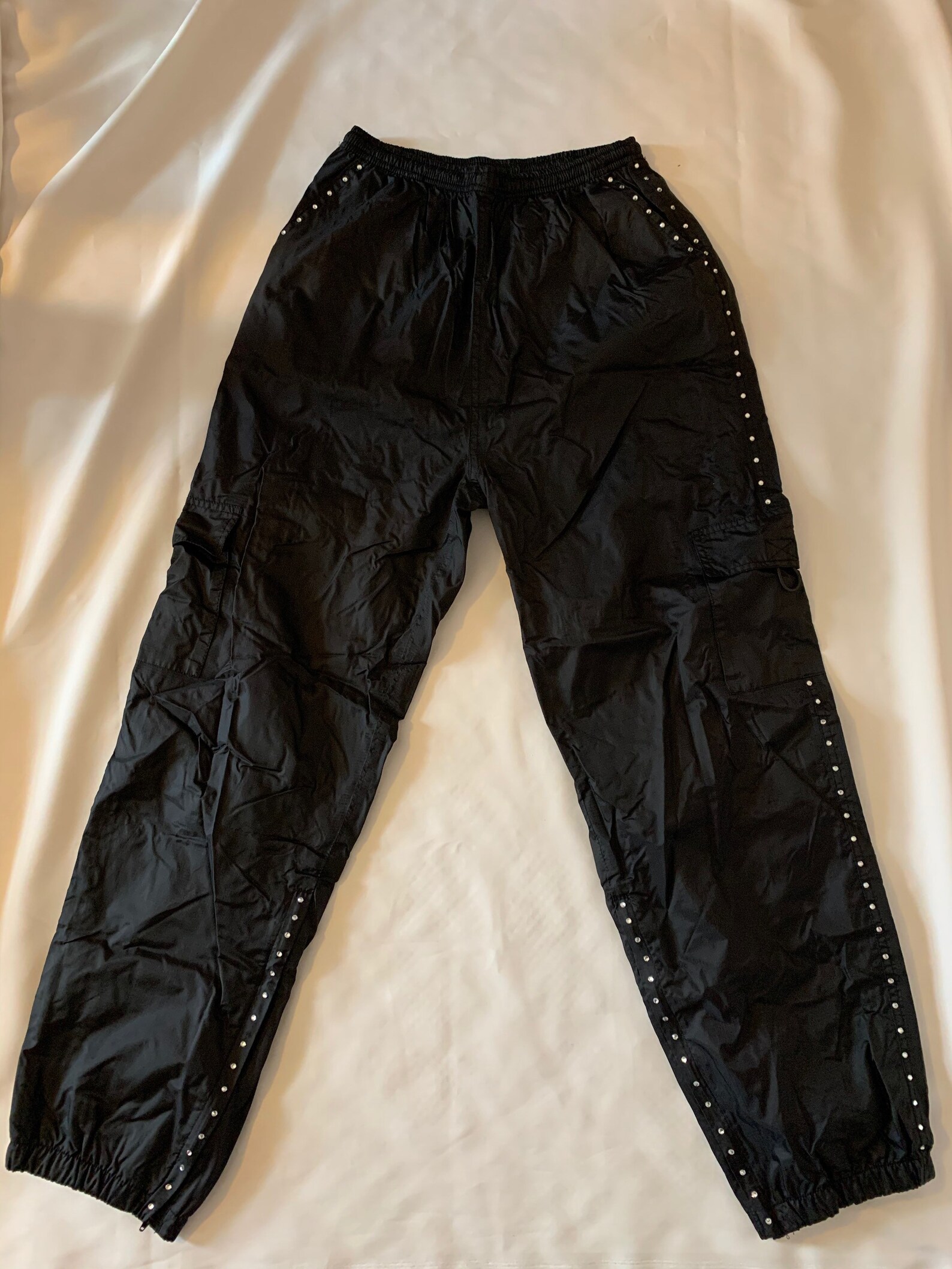 black joggers with pockets