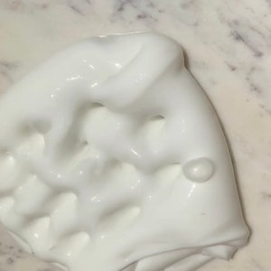 Schlichter weißer Slime