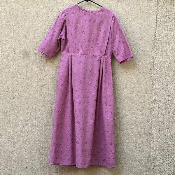 Handmade Muted Pink/Red Floral Modest Mennonite Dress  | Size S/M