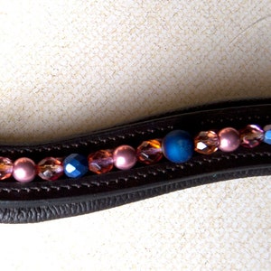Blue and pink pre-made strand