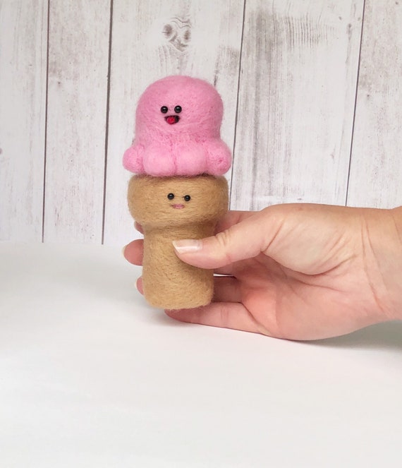Needle Felted Strawberry Ice Cream Cone Pink Ice Cream Cone Etsy - needle felted roblox shy bee shy bee sculpture roblox bee etsy