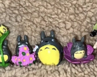 9 totoro figurines Approximately 1-1.5 inch Great for terrarium arrangement