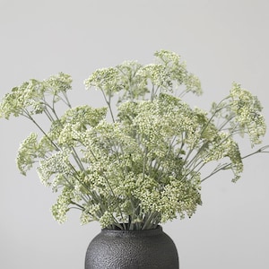 Künstlicher Queen Anne's Lace Stem, künstliche wilde Karottenblume, realistischer Greenery-Filler, DIY-Blumen für Blumensträuße / Kranz / Vase / Zuhause / Hochzeit
