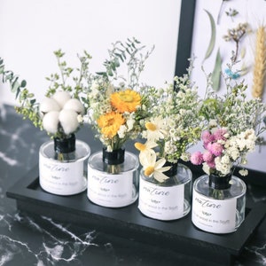 14 Stil kleine Blumenstrauß mit Vase ， getrocknete Blumen Bouquet ， Trockenblumen Arrangement ， Desktop Bouquet Ornament ， besonderes Geschenk ， Wohnkultur