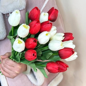 Faux real touch Tulip flower, Artificial Tulip With Stems, Tulip Bouquet, DIY Flower Arrangement, Vase Filler, Home/Wedding floral Decor