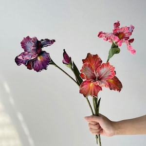 3D Realistic artificial Faux iris flower，real touch faux iris flower，flower arrangement，fake flower for vase filler，home wedding  decor