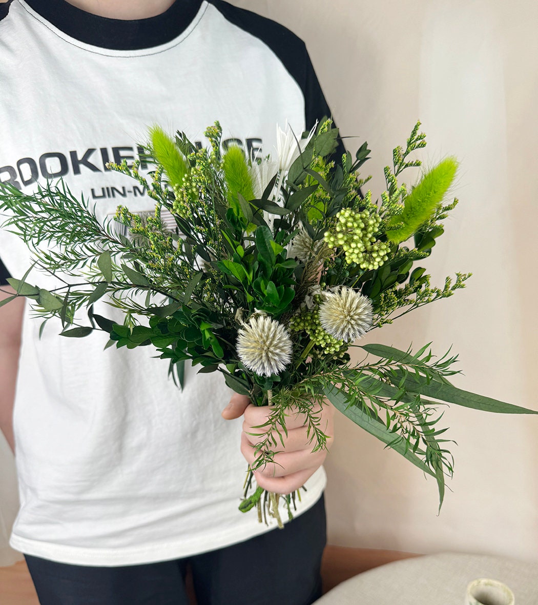 Green Dried Flower Bouquet