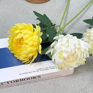 Artificial white/yellow chrysanthemums, fake chrysanthemums stems, real touch flowers, flower arrangements, Vase Flowers, home/wedding decor