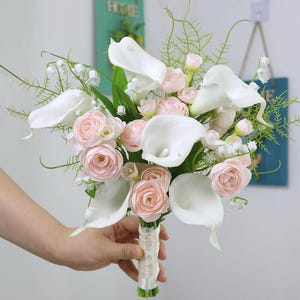 faux bridal bouquet,  fake  calla lily bouquet, handmade artificial bouquet, wedding bridesmaid bouquet, wedding decor，flower arrangement