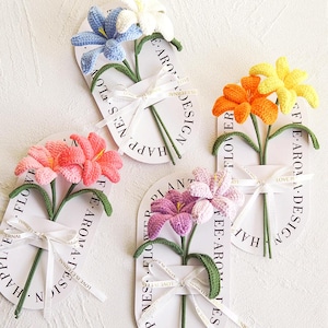 Gehäkelte Tulpen Geschenkkarten, Gehäkelte Tischkarten Hochzeit, Handgemachte gewebte Tulpenkarten, Sitzkarten gehäkelt, Geschenke für Sie, Gehäkelte Blumenkarten