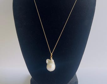 Freshwater Pearl drop Necklace, 14K Solid Gold Minimalist Pendant Chain