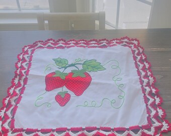 Handmade Mexican Tortilla Warmer: Embroidered Strawberry Napkin