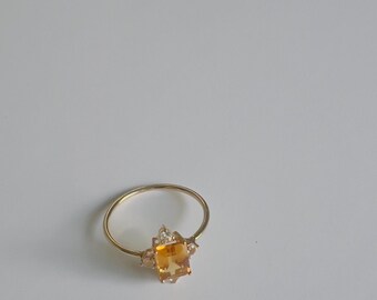 madeira citrine 14Kt gold ring size 7