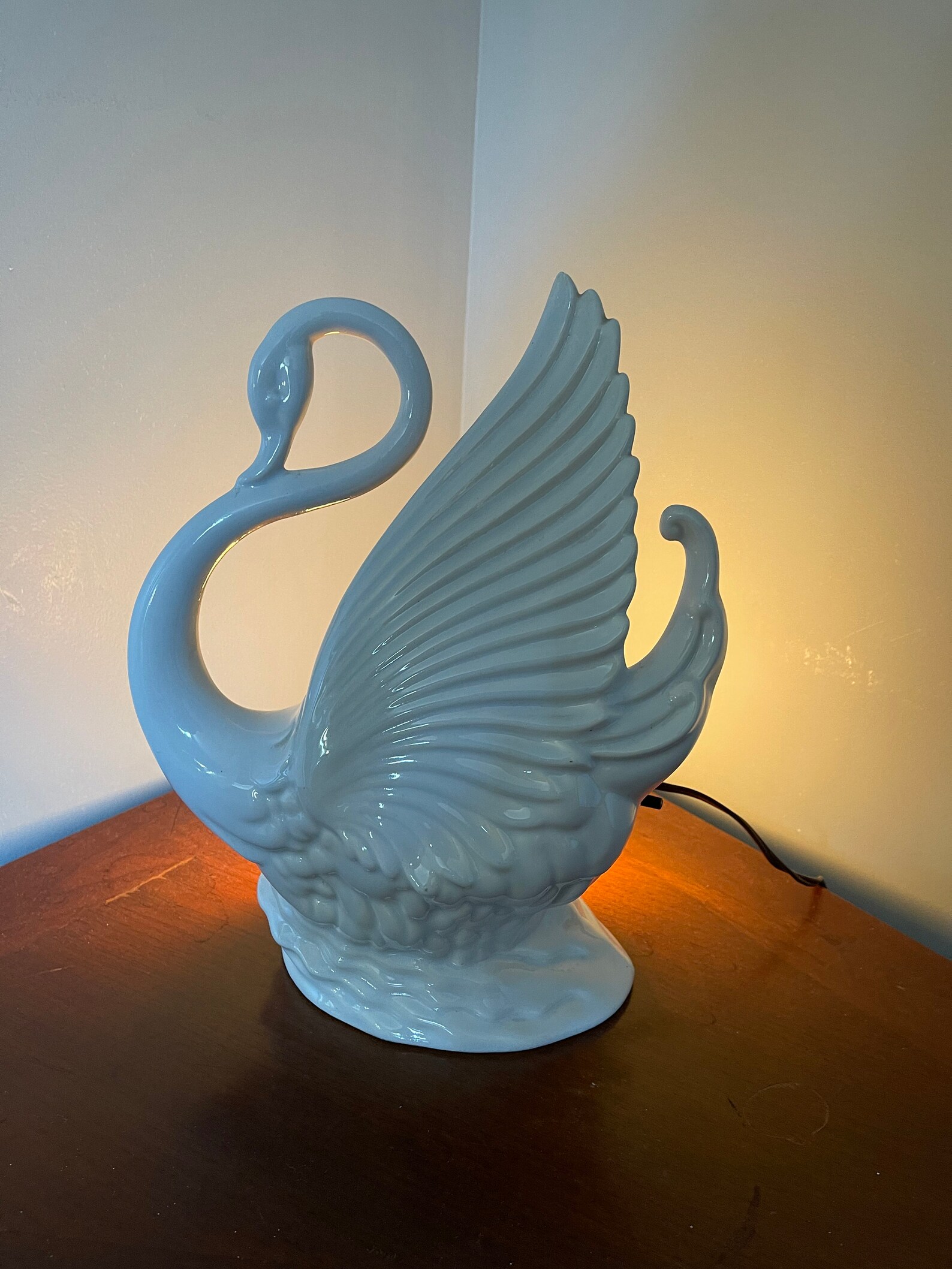 Vintage Swan Planter MCM Television Lamp Maddux of | Etsy