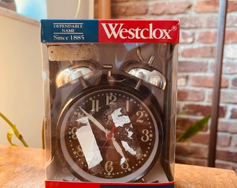 New in Box vintage westclox keywound alarm new model 5334 piper, glows in dark, mcm footed legs, alarm clock, vintage clocks