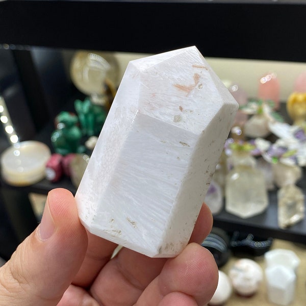 White Scolecite Tower With Hints Of Stilbite