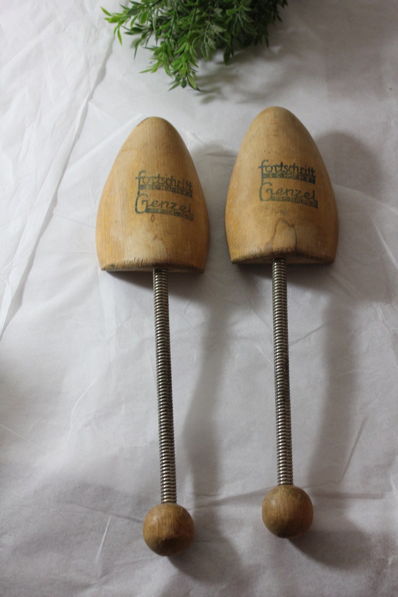 Antique FortschcittGenzel Shoe Trees Wood /& Metal Adjustable Shoe Shapers Stretchers Forms Molds