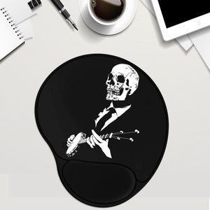 Skeleton Banjo Player Mouse Pad Halloween Skull & Bones with Wrist Rest  Mousepad Gel