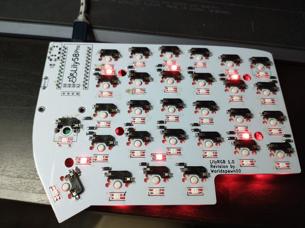 Lily58 Lyte または Pro-RGB (Mx または Choc) PCB セットまたは