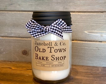 Old Town Bake Shop Soy Blend Wood Wick 10 oz Candle | Highly Fragranced