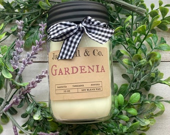 Gardenia Soy Blend Wood Wick 10 oz Candle | Highly Fragranced