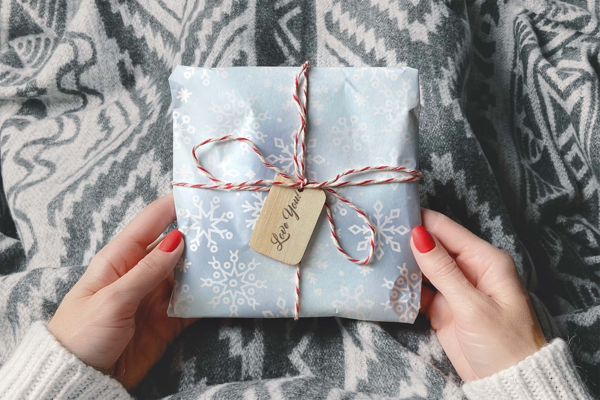 New! White & Blue SNOWFLAKE Gift Tissue Paper 5 Sheets 20x20 Christmas  Presents
