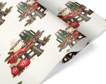 Può includere: Un rotolo di carta da regalo con un motivo ripetuto di un piccolo sgabello in legno che sostiene un thermos verde, una tazza fumante, una chiave inglese e un panno a quadri rossi, decorato con muffole rosse, rami di pino e bacche rosse.