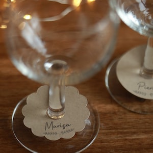 Lot de 12 étiquettes marque verres personnalisable en kraft pour mariage, anniversaire, etc...