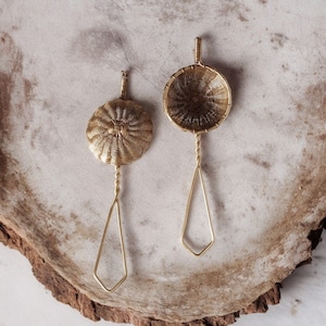 This artisan-crafted piece of Brass Handwoven tea Strainer combines style and practicality ensuring a delightful infusion every time.