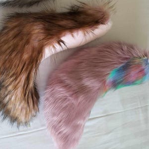 Małe psie ogony. Ogony fursuit, kostiumowe lub cosplay.