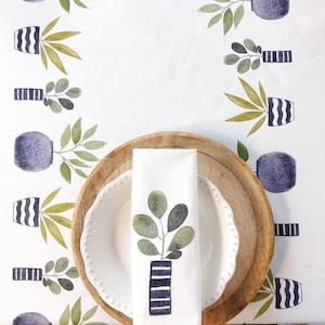 Vosges cotton tablecloth, "Santorini" collection, available in square, round, rectangular, oval and custom sizes.