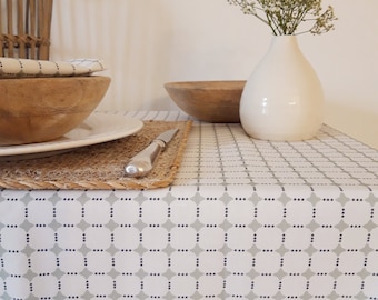 Vosges cotton tablecloth with geometric patterns