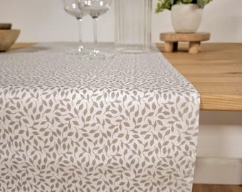 Beige Foliage Table Runner – Spring Decor – Handmade Cotton – Ideal for Wedding, Brunch or Dinner