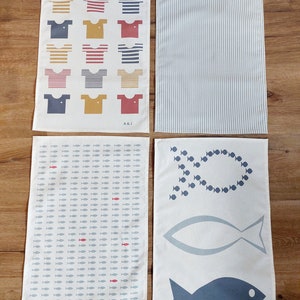 SET of 4 SEA tea towels image 2