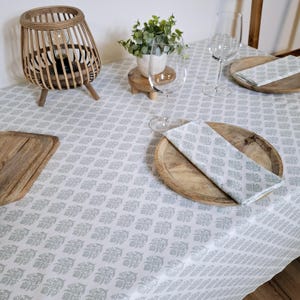 Cotton tablecloth with Indian patterns. Square, round, rectangular or oval tablecloth on request