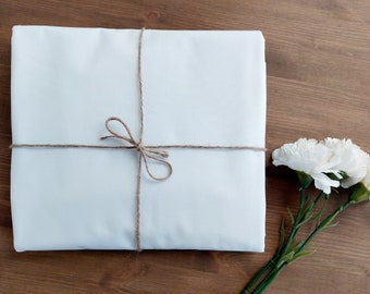 Plain white tablecloth in Vosges cotton. small and large