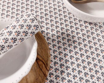 Tablecloth 140x250 cm. (55x 98 inches) With or without matching napkins