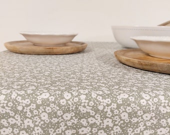 Tablecloth 140x250 cm. (55x 98 inches) With or without matching napkins