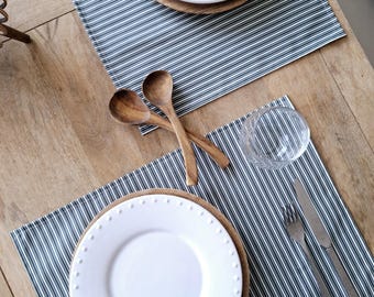 Dark green striped coated cotton placemats