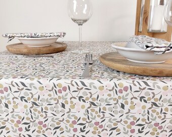 Pre-order for Keira. Tablecloth 147x192 cm (58x76")