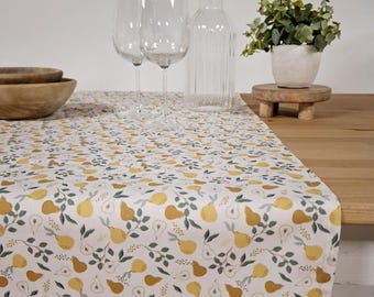 Yellow Pear Table Runner – Spring Decor – Handmade Cotton – Ideal for Wedding, Brunch or Dinner