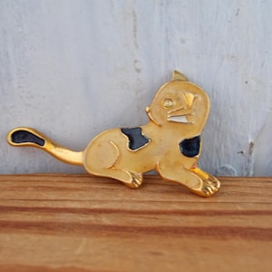 Vintage brooch cat, Cartoon character, Backpack children's pin, Retro 70s, fairy tale character.