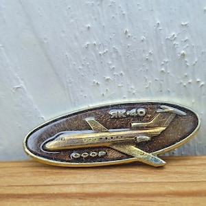 Vintage pin aircraft - Yak-40 , Airplane  badge, Aviation badge, Flying pin