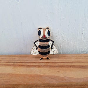 Speld bij, kinderspeld, vintage wespenspeld, metalen speld, decoratie voor kleding.