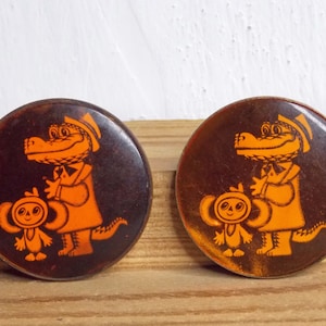 Gena de Krokodil pin, Cheburashka pin, Childrens pins, Rugzak pin, Stripfiguren
